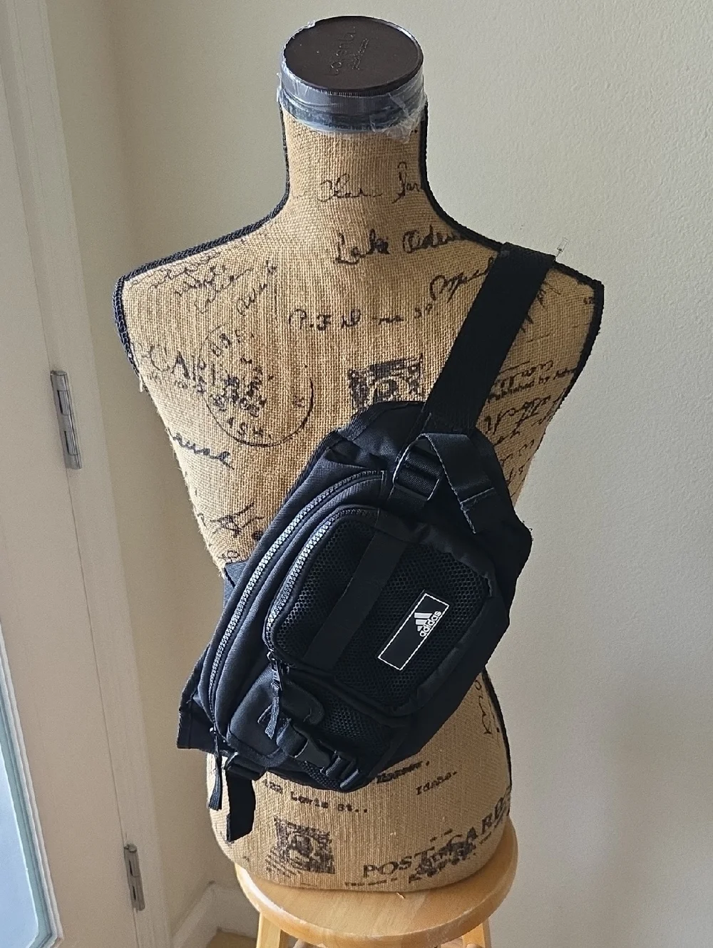 Adidas Amplifier 2 Crossbody Bag Black Belt Bag with Multiple Pockets Unisex